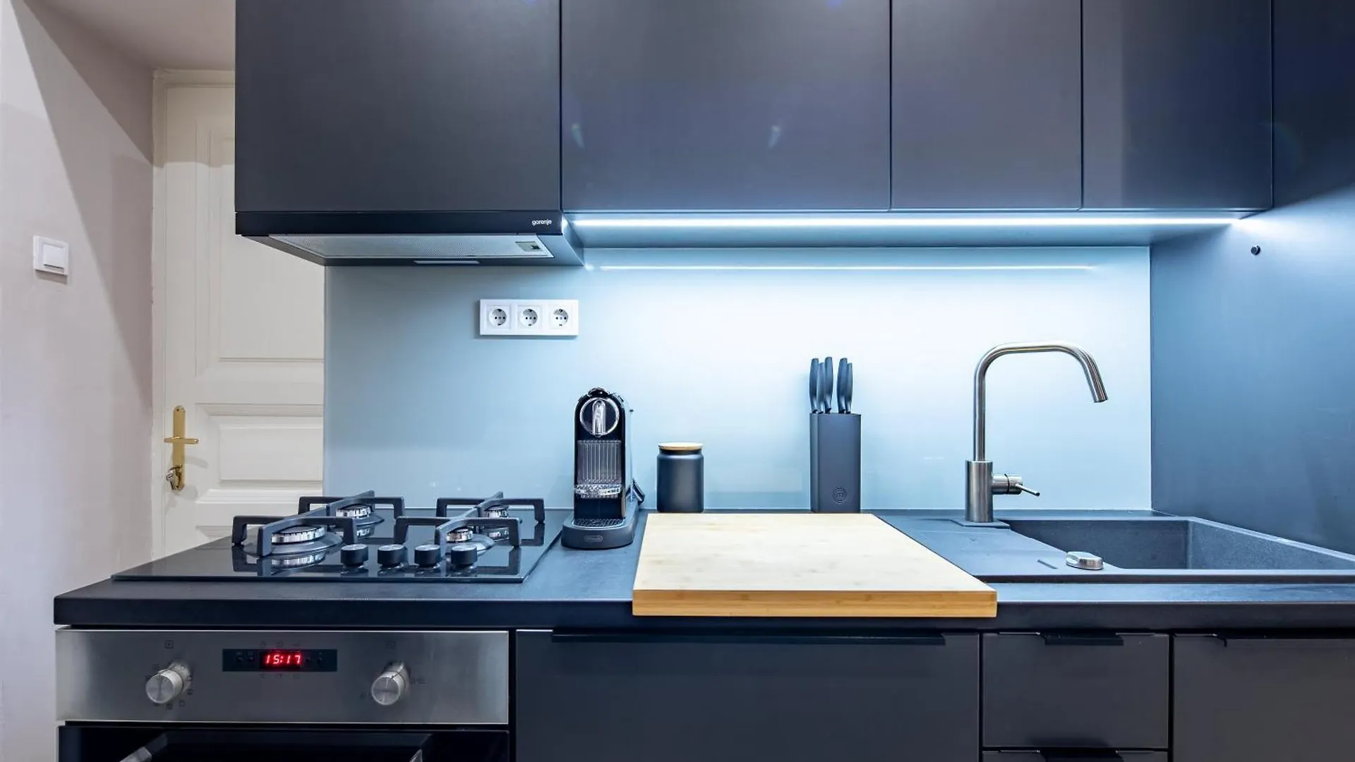 Modern Central Smart Home Budapeszt 0*,  Węgry